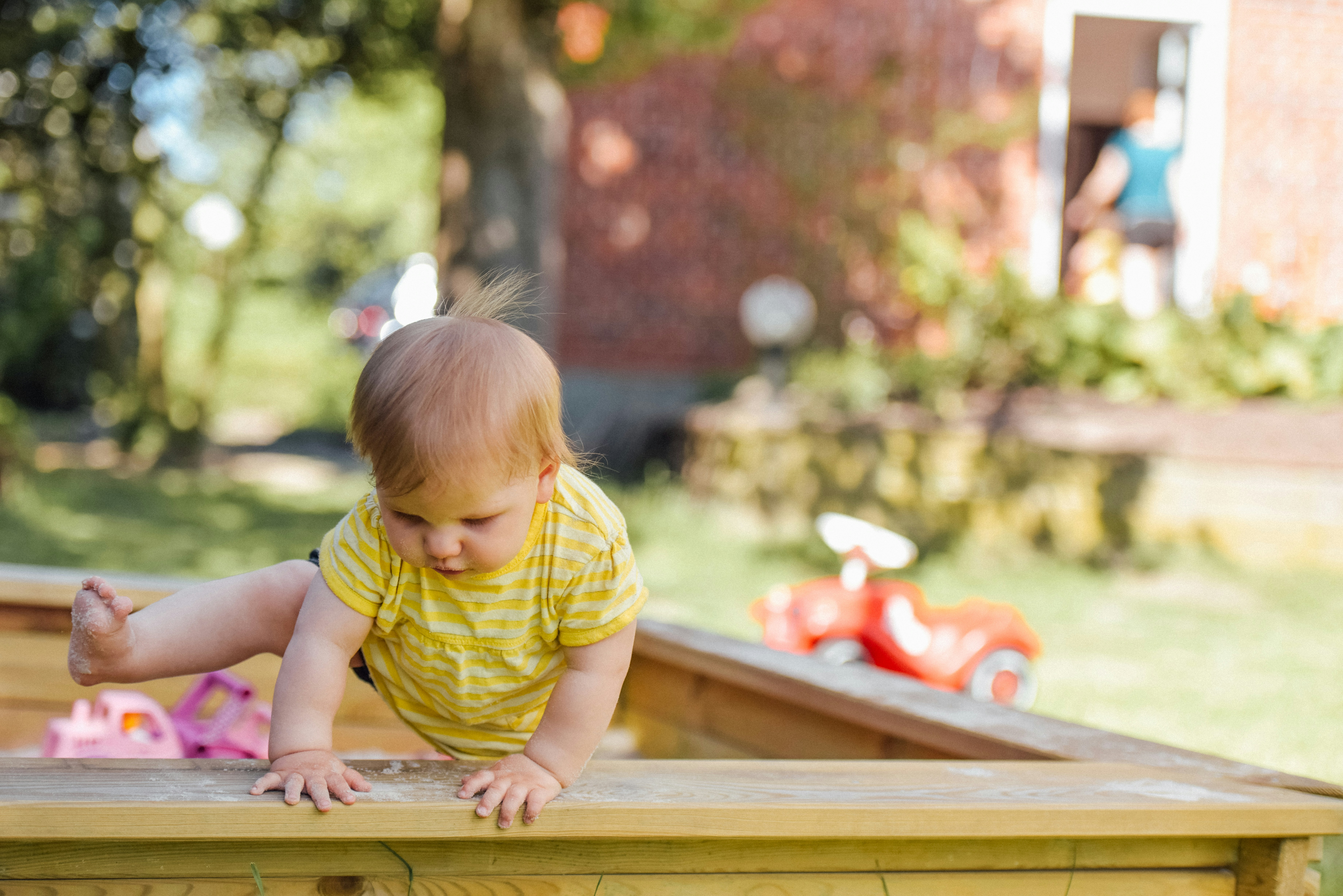 First Steps: When Do Babies Start Walking?